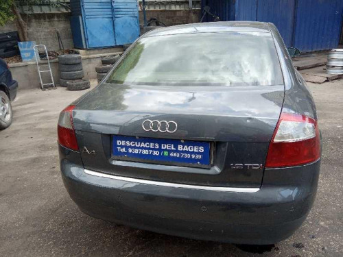  AUDI A4 BERLINA (8E) 