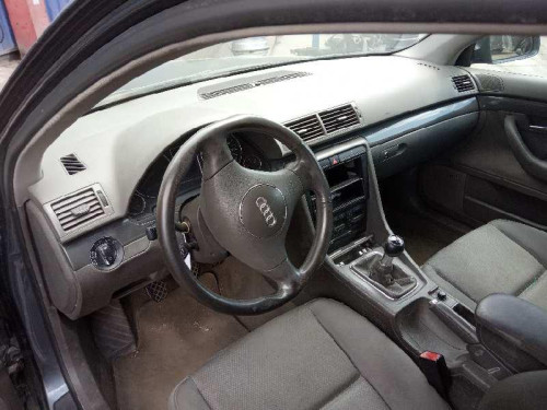  AUDI A4 BERLINA (8E) 
