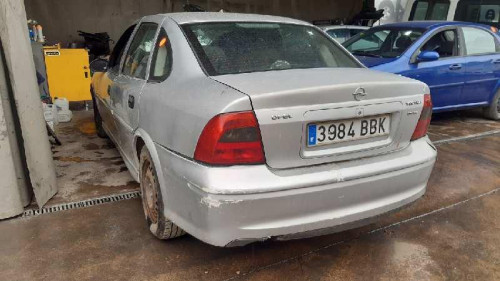 OPEL VECTRA B BERLINA — автомобиль-донор на запчасти 