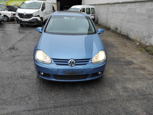 VOLKSWAGEN GOLF V (1K1)(10.2003) — автомобиль-донор на запчасти 
