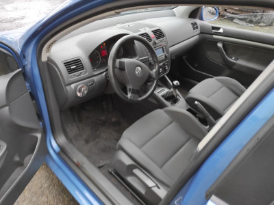VOLKSWAGEN GOLF V (1K1)(10.2003)