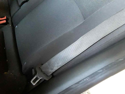 CINTURON SEGURIDAD TRASERO IZQUIERDO