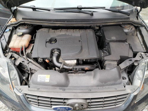  FORD FOCUS BERLINA (CB4) 