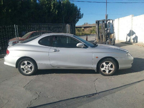  HYUNDAI COUPE (J2) 