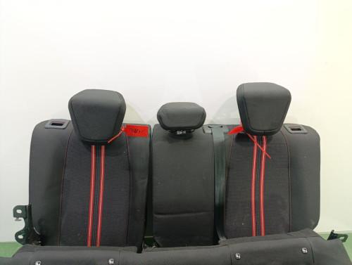 ASIENTOS TRASEROS OPEL CORSA F 