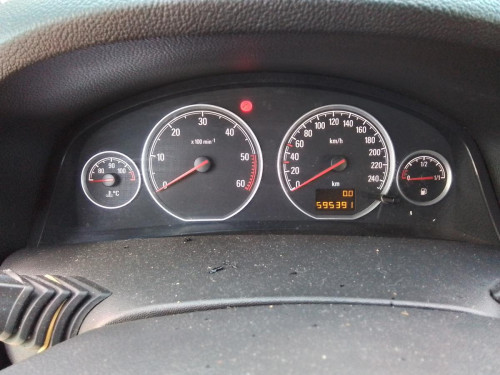  OPEL VECTRA C BERLINA 