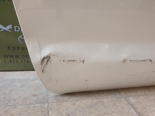 PUERTA TRASERA DERECHA TOYOTA HILUX (KUN) 