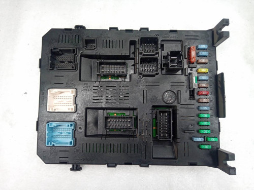 CAJA RELES / FUSIBLES Citroen GRAND C4 PICASSO 
