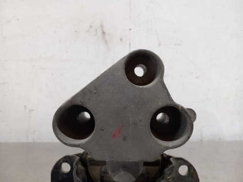  SOPORTE MOTOR DERECHO 