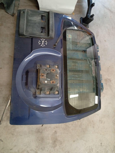 PORTON TRASERO Mitsubishi MONTERO (V60/V70) 