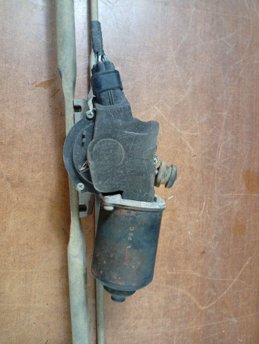 MOTOR LIMPIA DELANTERO 