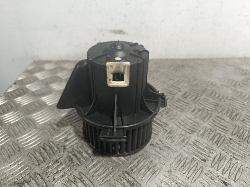 MOTOR CALEFACCION 