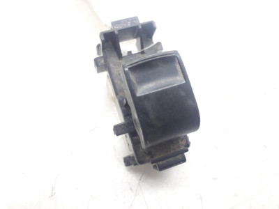 MANDO ELEVALUNAS DELANTERO DERECHO