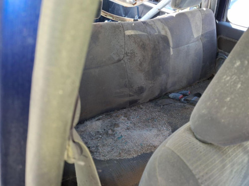 NISSAN PICKUP (D22) — vehículo donante para recambios 