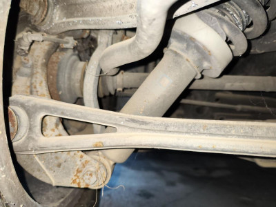 TRANSMISION TRASERA IZQUIERDA