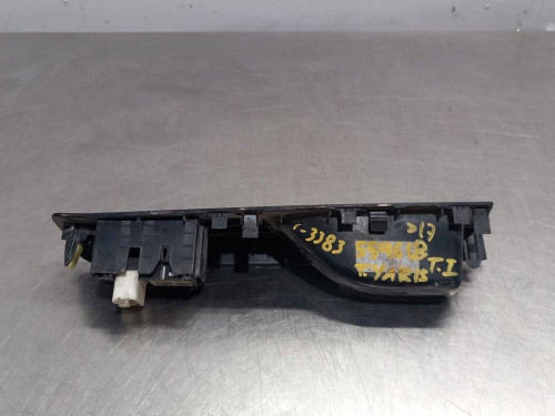  MANDO ELEVALUNAS TRASERO IZQUIERDO Toyota YARIS (P13) 