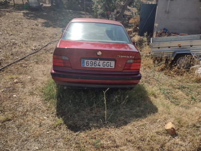 BMW SERIE 3 BERLINA (E36)