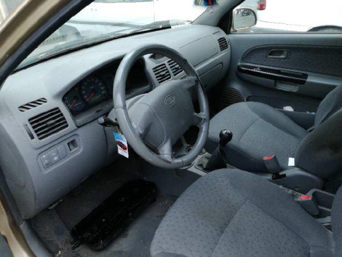 KIA RIO (BC) — vehículo donante para recambios 