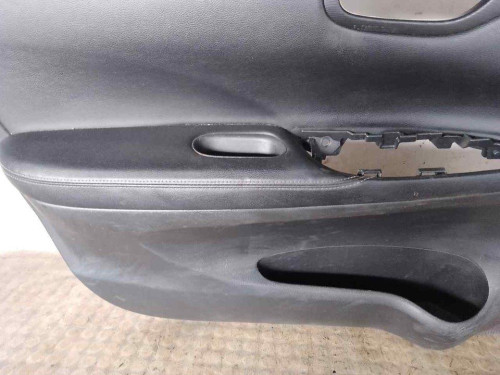 GUARNECIDO PUERTA DELANTERA IZQUIERDA Nissan PULSAR (C13M) 