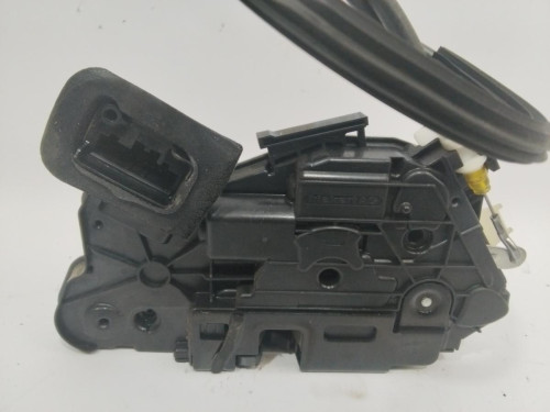 CERRADURA PUERTA DELANTERA IZQUIERDA Volkswagen GOLF VI (5K1)(10.2008) 