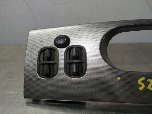 MANDO ELEVALUNAS DELANTERO IZQUIERDO Chrysler JEEP CHEROKEE (KJ) 