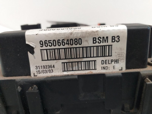  CAJA RELES / FUSIBLES Citroen XSARA BERLINA 