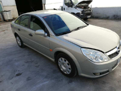 OPEL VECTRA C BERLINA — vehículo donante para recambios 