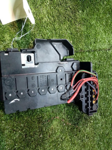 CAJA RELES / FUSIBLES Seat IBIZA BERLINA (6J5) 