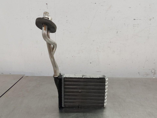 CONDENSADOR / RADIADOR AIRE ACONDICIONADO Peugeot 208 
