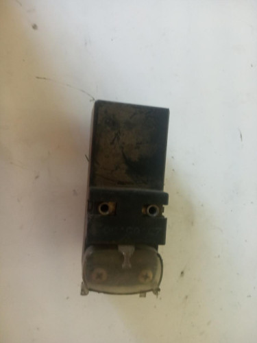 CAJA PRECALENTAMIENTO Seat CORDOBA BERLINA (6K2) 