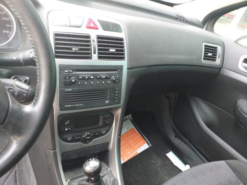 PEUGEOT 307 BREAK / SW (S1)(04.2002) — vehículo donante para recambios 