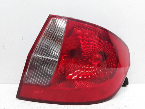 PILOTO TRASERO DERECHO Hyundai GETZ (TB) 