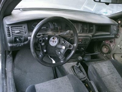 OPEL VECTRA B BERLINA