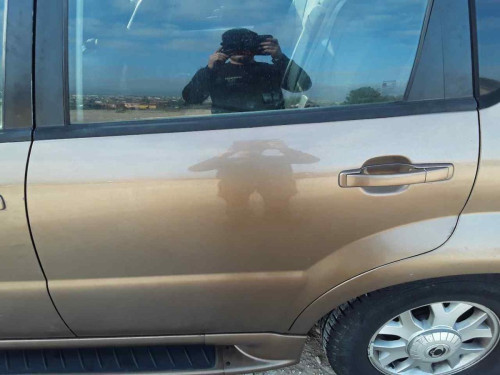 PUERTA TRASERA IZQUIERDA Ssangyong REXTON 