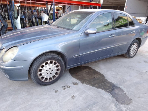 MERCEDES-BENZ CLASE E (BM 211) BERLINA — vehículo donante para recambios 