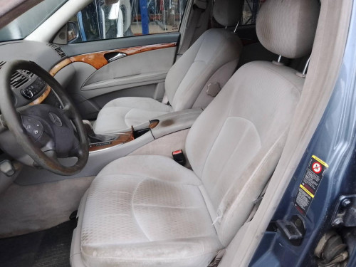 MERCEDES-BENZ CLASE E (BM 211) BERLINA — vehículo donante para recambios 