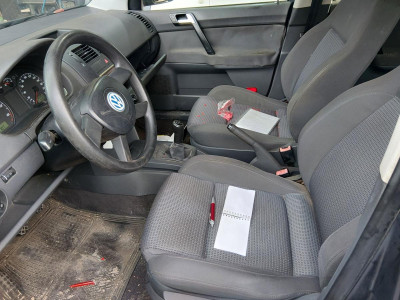 VOLKSWAGEN POLO IV (9N1)