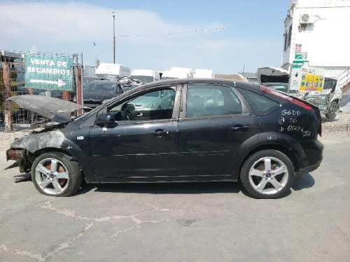  FORD FOCUS BERLINA (CAP) 