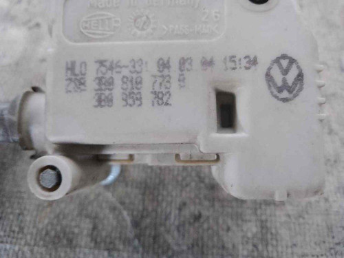 MOTOR CIERRE CENTRALIZADO PORTON Volkswagen PASSAT BERLINA (3B3) 