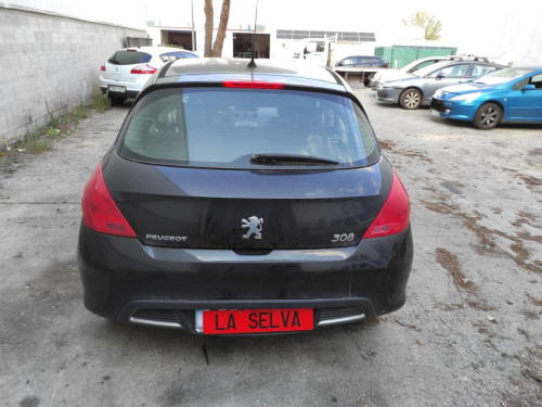 PEUGEOT 308 — автомобиль-донор на запчасти 