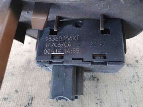 MANDO ELEVALUNAS TRASERO DERECHO Peugeot 307 (S1)(04.2001) 