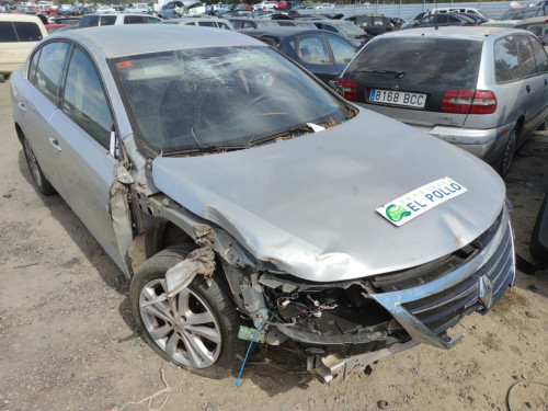  RENAULT LATITUDE 