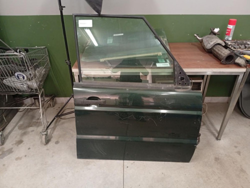 PUERTA DELANTERA DERECHA LAND ROVER DISCOVERY (LT) 