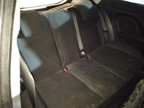 ASIENTOS TRASEROS Ford FIESTA (CNN) 