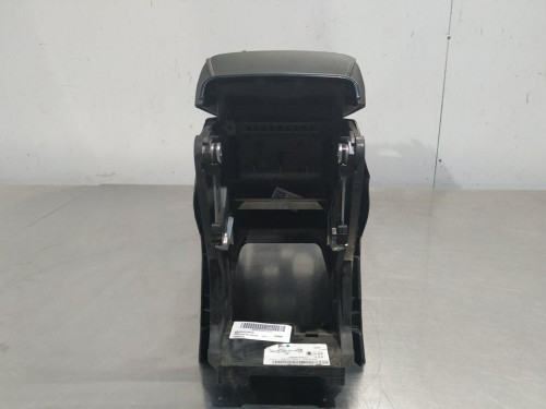  APOYABRAZOS CENTRAL, SKODA, KAROQ (NU) 