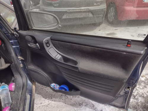  ELEVALUNAS DELANTERO DERECHO Opel ZAFIRA A 