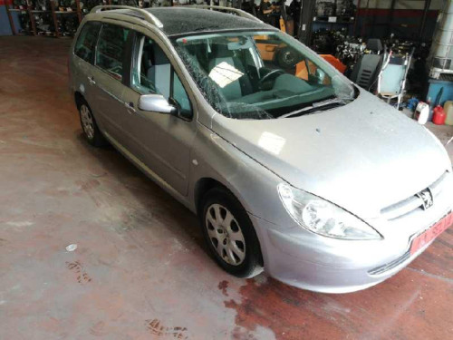 PEUGEOT 307 BREAK / SW (S1)(04.2002) — vehículo donante para recambios 