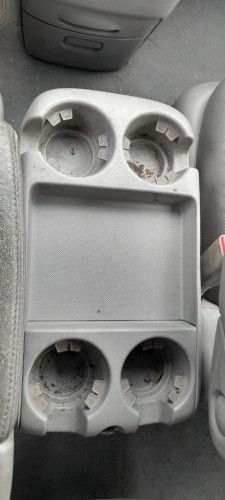APOYABRAZOS CENTRAL Kia CARNIVAL 