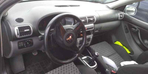 SEAT LEON (1M1) — автомобиль-донор на запчасти 
