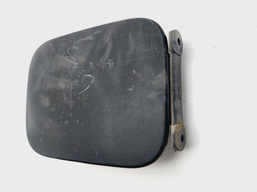 TAPA EXTERIOR COMBUSTIBLE Chevrolet NUBIRA BERLINA 